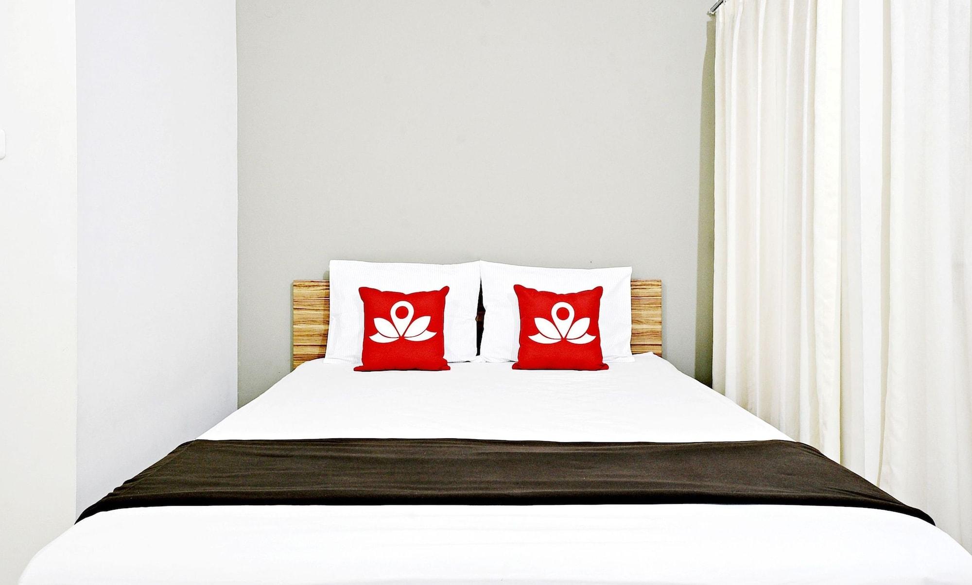 Zen Rooms Mampang Prapatan Jakarta Exterior photo